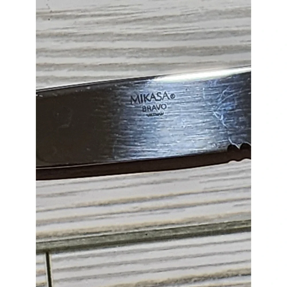 Mikasa Bravo Catering/Steak/Butter Knives Serrated Stainless‎ Steel Vietnam Lot